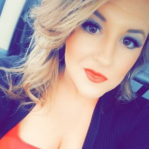 Meet your Posher, Kendra